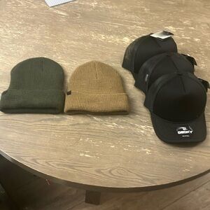 3 new rothco 100% wool beanies/ 3 deckys foam trucker hats. BUNDLE LOT NEW